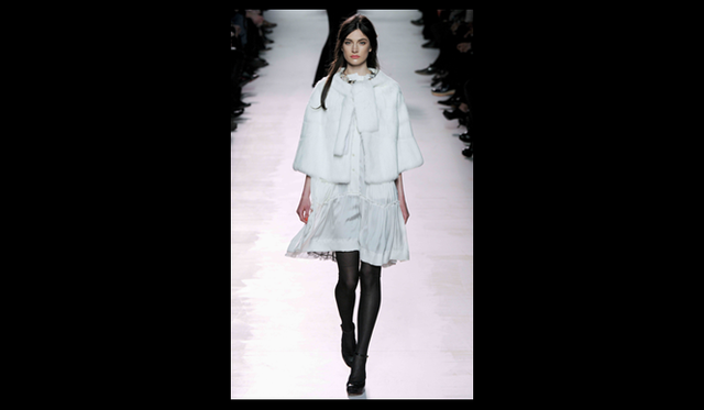 <strong>NINA RICCI｜ニナ リッチ</strong> 2011年秋冬コレクション速報