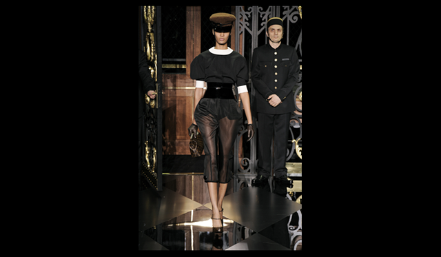 <strong>LOUIS VUITTON｜ルイ・ヴィトン</strong> 2011年秋冬コレクション速報 ©Louis Vuitton/Chris Moore