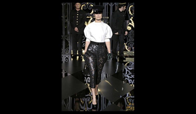 <strong>LOUIS VUITTON｜ルイ・ヴィトン</strong> 2011年秋冬コレクション速報 ©Louis Vuitton/Chris Moore