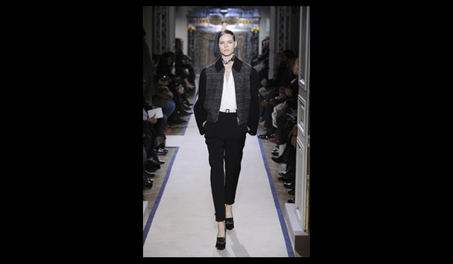 <strong>YVES SAINT LAURENT｜イヴ・サンローラン</strong> 2011年秋冬コレクション速報  Courtesy of Yves Saint Laurent