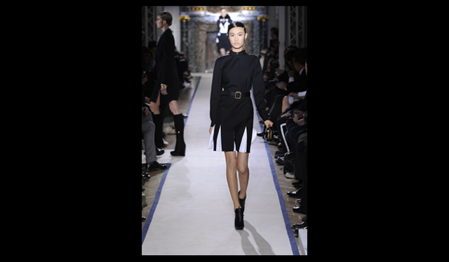 <strong>YVES SAINT LAURENT｜イヴ・サンローラン</strong> 2011年秋冬コレクション速報  Courtesy of Yves Saint Laurent