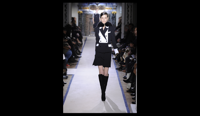 <strong>YVES SAINT LAURENT｜イヴ・サンローラン</strong> 2011年秋冬コレクション速報  Courtesy of Yves Saint Laurent