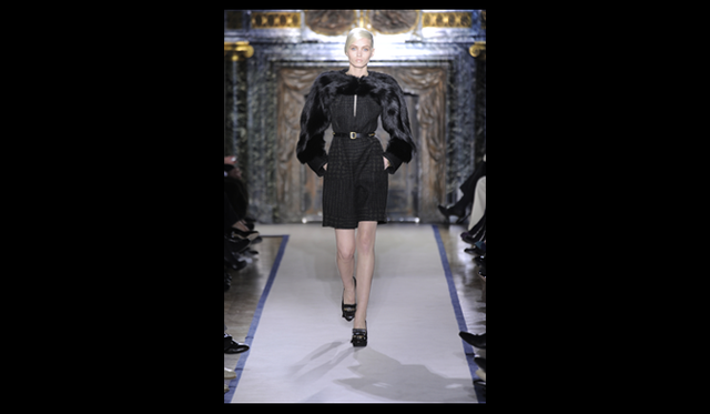 <strong>YVES SAINT LAURENT｜イヴ・サンローラン</strong> 2011年秋冬コレクション速報  Courtesy of Yves Saint Laurent