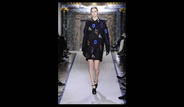 <strong>YVES SAINT LAURENT｜イヴ・サンローラン</strong> 2011年秋冬コレクション速報  Courtesy of Yves Saint Laurent