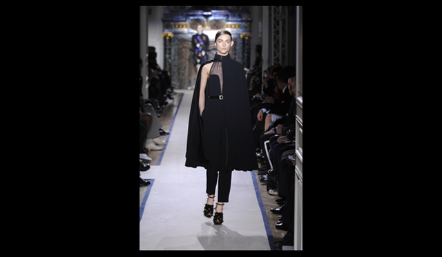 <strong>YVES SAINT LAURENT｜イヴ・サンローラン</strong> 2011年秋冬コレクション速報  Courtesy of Yves Saint Laurent