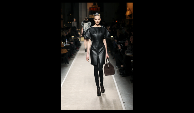 <strong>LOEWE｜ロエベ</strong> 2011年秋冬コレクション速報