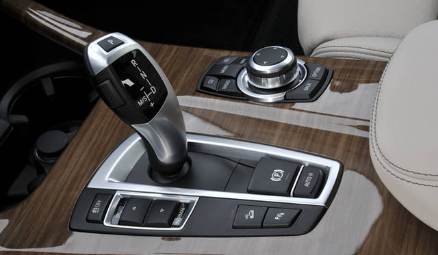 <strong>BMW X3｜ビー・エム・ダブリュー X3</strong>