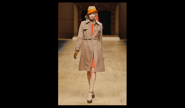 <strong>Blugirl｜ブルーガール</strong> 2011年秋冬コレクション速報