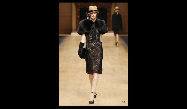 <strong>Blugirl｜ブルーガール</strong> 2011年秋冬コレクション速報