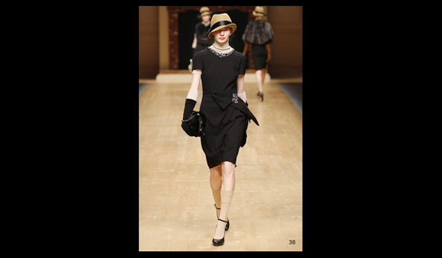 <strong>Blugirl｜ブルーガール</strong> 2011年秋冬コレクション速報