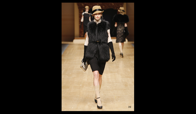 <strong>Blugirl｜ブルーガール</strong> 2011年秋冬コレクション速報