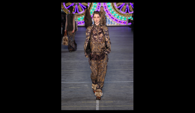 <strong>KENZO｜ケンゾー</strong> 2011年秋冬コレクション速報