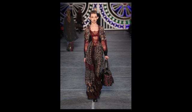 <strong>KENZO｜ケンゾー</strong> 2011年秋冬コレクション速報