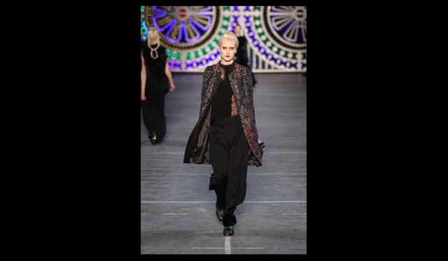 <strong>KENZO｜ケンゾー</strong> 2011年秋冬コレクション速報