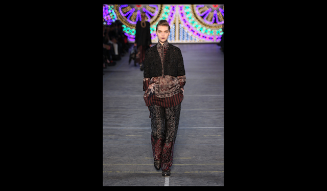 <strong>KENZO｜ケンゾー</strong> 2011年秋冬コレクション速報