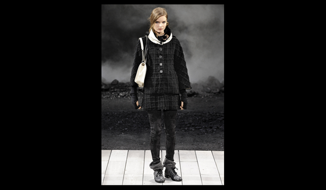 <strong>CHANEL｜シャネル</strong> 2011年秋冬コレクション速報 ©CHANEL
