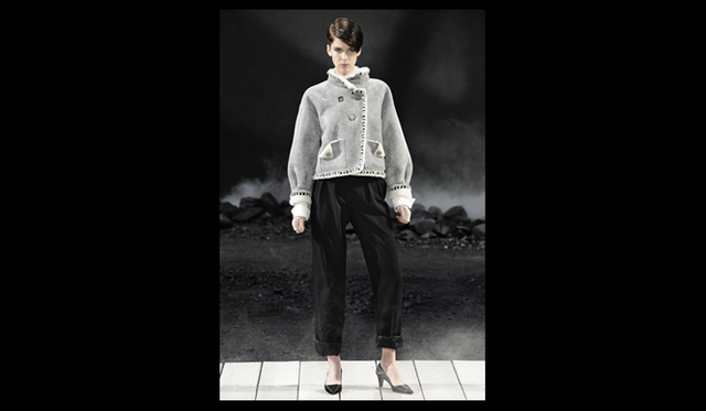 <strong>CHANEL｜シャネル</strong> 2011年秋冬コレクション速報 ©CHANEL