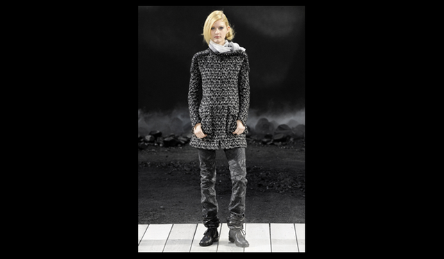 <strong>CHANEL｜シャネル</strong> 2011年秋冬コレクション速報 ©CHANEL