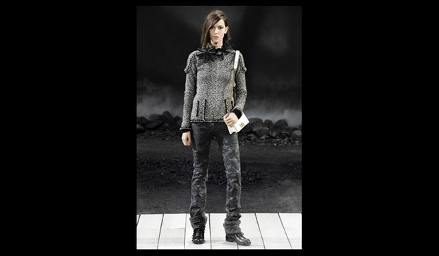 <strong>CHANEL｜シャネル</strong> 2011年秋冬コレクション速報 ©CHANEL
