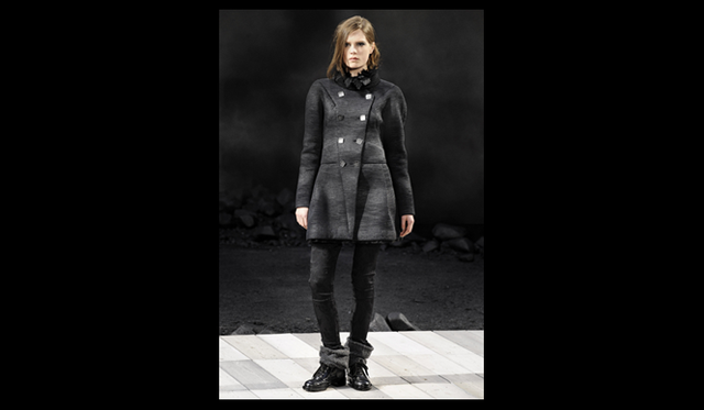 <strong>CHANEL｜シャネル</strong> 2011年秋冬コレクション速報 ©CHANEL