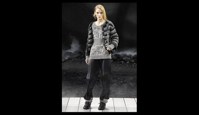 <strong>CHANEL｜シャネル</strong> 2011年秋冬コレクション速報 ©CHANEL