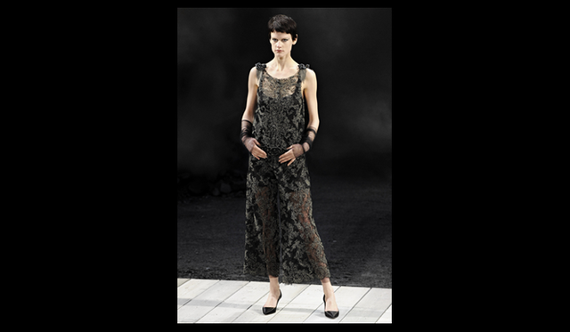<strong>CHANEL｜シャネル</strong> 2011年秋冬コレクション速報 ©CHANEL