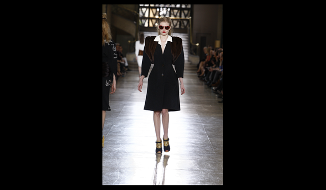 <strong>MIU MIU｜ミュウミュウ</strong> 2011年秋冬コレクション速報