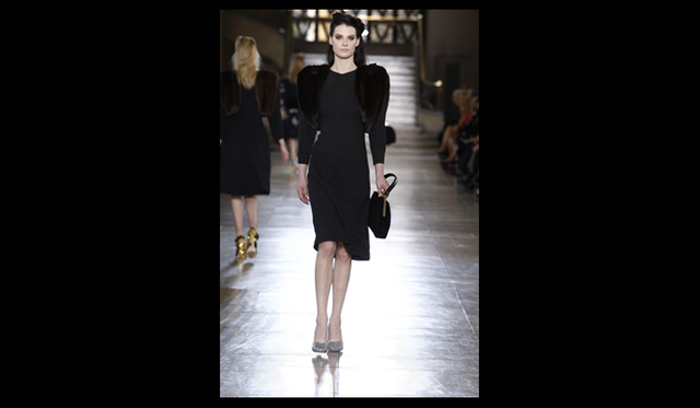 <strong>MIU MIU｜ミュウミュウ</strong> 2011年秋冬コレクション速報