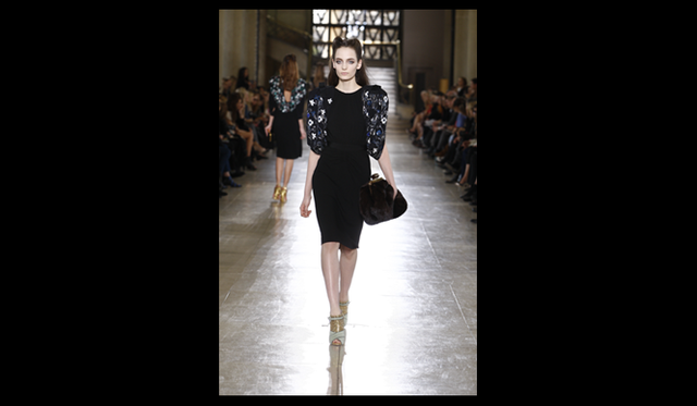 <strong>MIU MIU｜ミュウミュウ</strong> 2011年秋冬コレクション速報