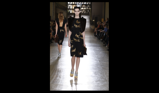 <strong>MIU MIU｜ミュウミュウ</strong> 2011年秋冬コレクション速報