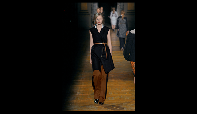 <strong>DRIES VAN NOTEN｜ドリス ヴァン ノッテン</strong> 2011年秋冬コレクション速報　