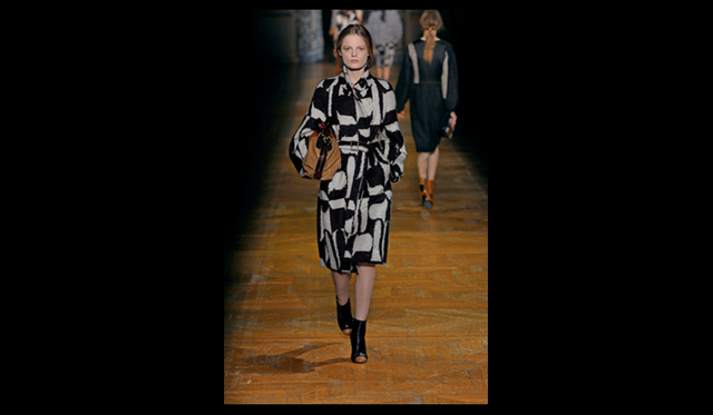 <strong>DRIES VAN NOTEN｜ドリス ヴァン ノッテン</strong> 2011年秋冬コレクション速報　