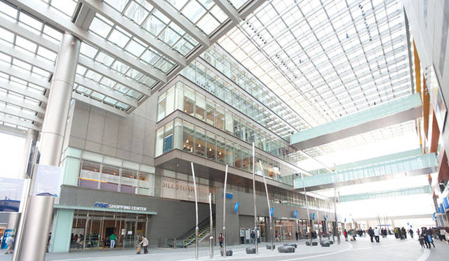 <strong> MARGARET HOWELL｜マーガレット・ハウエル</strong>　二子玉川ライズ・ショッピングセンター・タウンフロント