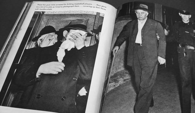 <strong>飯塚ヒデミ写真集コレクション1 Weegee『NAKED CITY』</strong>