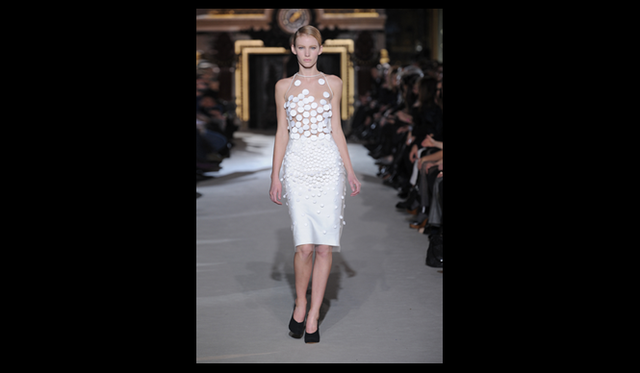 <strong>STELLA McCARTNEY｜ステラ マッカートニー</strong> 2011年秋冬コレクション速報