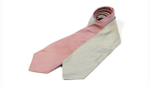 <strong>UNITED ARROWS｜ユナイテッドアローズ</strong>　「dunhill at UNITED ARROWS & SONS」　タイ 1万6800円