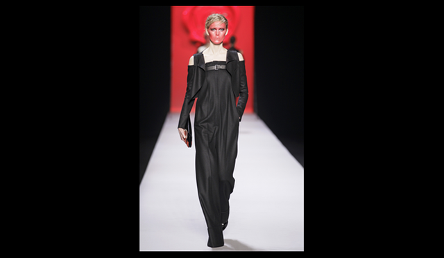 <strong>VIKTOR&ROLF｜ヴィクター＆ロルフ</strong> 2011年秋冬コレクション速報