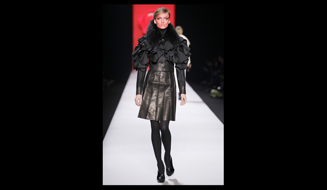 <strong>VIKTOR&ROLF｜ヴィクター＆ロルフ</strong> 2011年秋冬コレクション速報