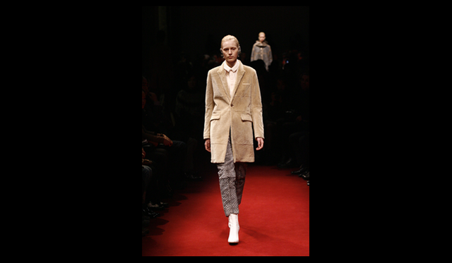 <strong>UNDER COVER｜アンダーカバー</strong> 2011年秋冬コレクション速報