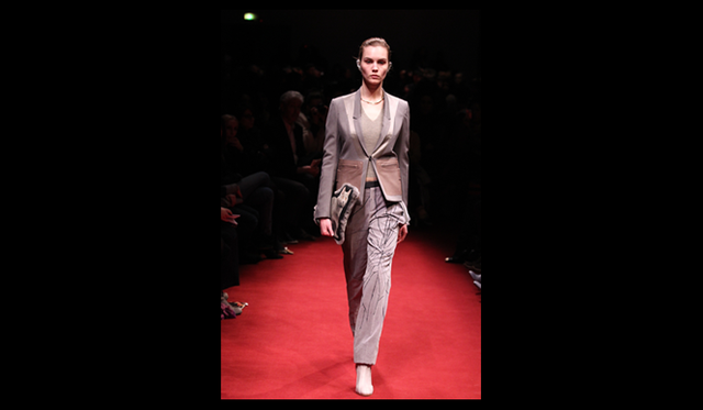 <strong>UNDER COVER｜アンダーカバー</strong> 2011年秋冬コレクション速報