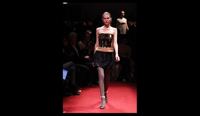 <strong>UNDER COVER｜アンダーカバー</strong> 2011年秋冬コレクション速報