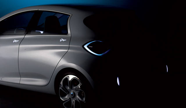 <strong>RENAULT ZOE PREVIEW｜ルノー ZOE プレビュー</strong>