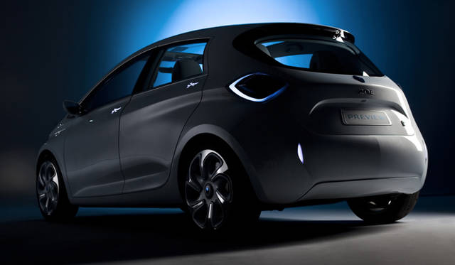 <strong>RENAULT ZOE PREVIEW｜ルノー ZOE プレビュー</strong>