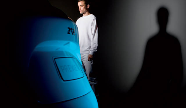 <strong>RENAULT ZOE PREVIEW｜ルノー ZOE プレビュー</strong>