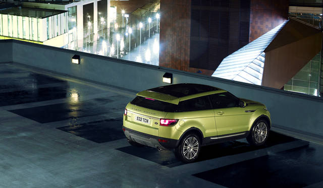 <strong>RANGE ROVER EVOQUE｜レンジローバー イヴォーク</strong>