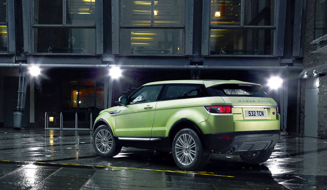 <strong>RANGE ROVER EVOQUE｜レンジローバー イヴォーク</strong>