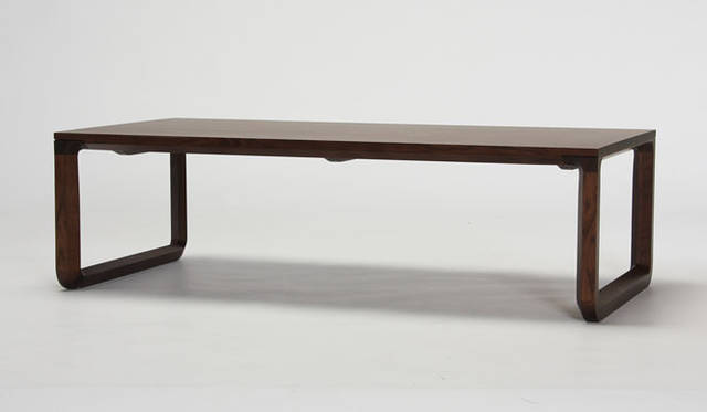 <strong>Tカリモク家具の新ブランド「HARU」</strong>　リビングテーブル 7万4970円～