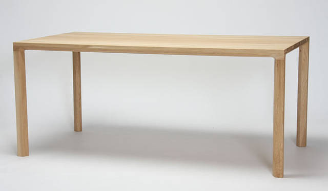 <strong>Tカリモク家具の新ブランド「HARU」</strong>　ダイニングテーブル 9万3660円～