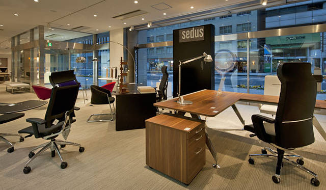 <strong>yamagiwa｜ヤマギワ</strong>　『ヤマギワ東京ショールーム』