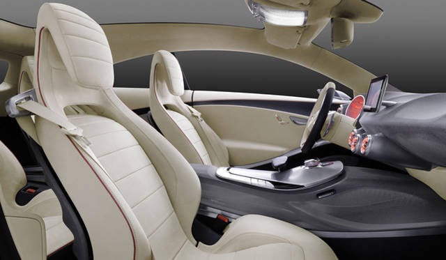 <strong>Mercedes-Benz Concept A-CLASS｜メルセデス・ベンツ コンセプト Aクラス</strong>